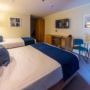 Budget Double Room Motor Inn 35 Star